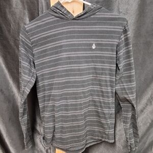 Volcom size youth, medium black long sleeve hoodie  pull over without pocket